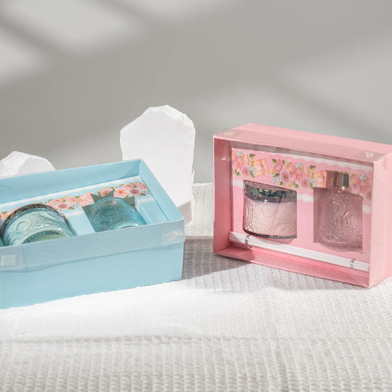 Mors dags yndefulde aromasæt af glasflaske - sælger af hjemmeduft