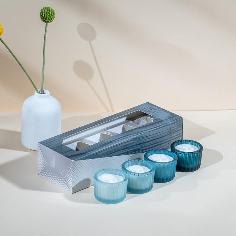 Sæt med 4 lodrette stribede små dværgglas lyskopper