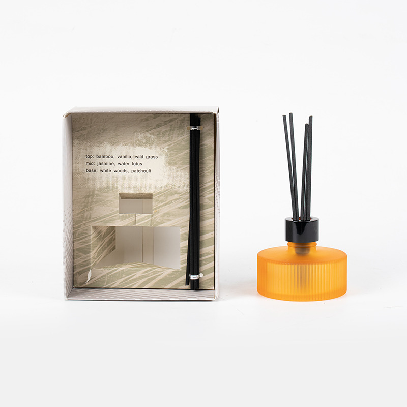 Lav rund lodret stribe gennemsigtig glasflaske reed diffuser-hjem duft reed diffuser producent