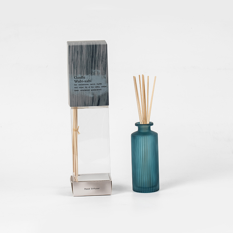 Høj lodret stribe rund glasflaske reed diffuser-aroma diffuser olie producent