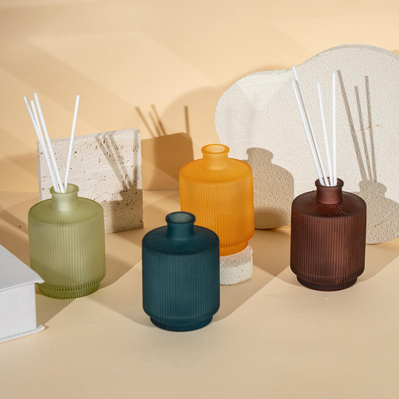 Cirkulær lodret stribe gennemsigtig glasflaske reed diffuser-hjemmeduft reed diffuser producent